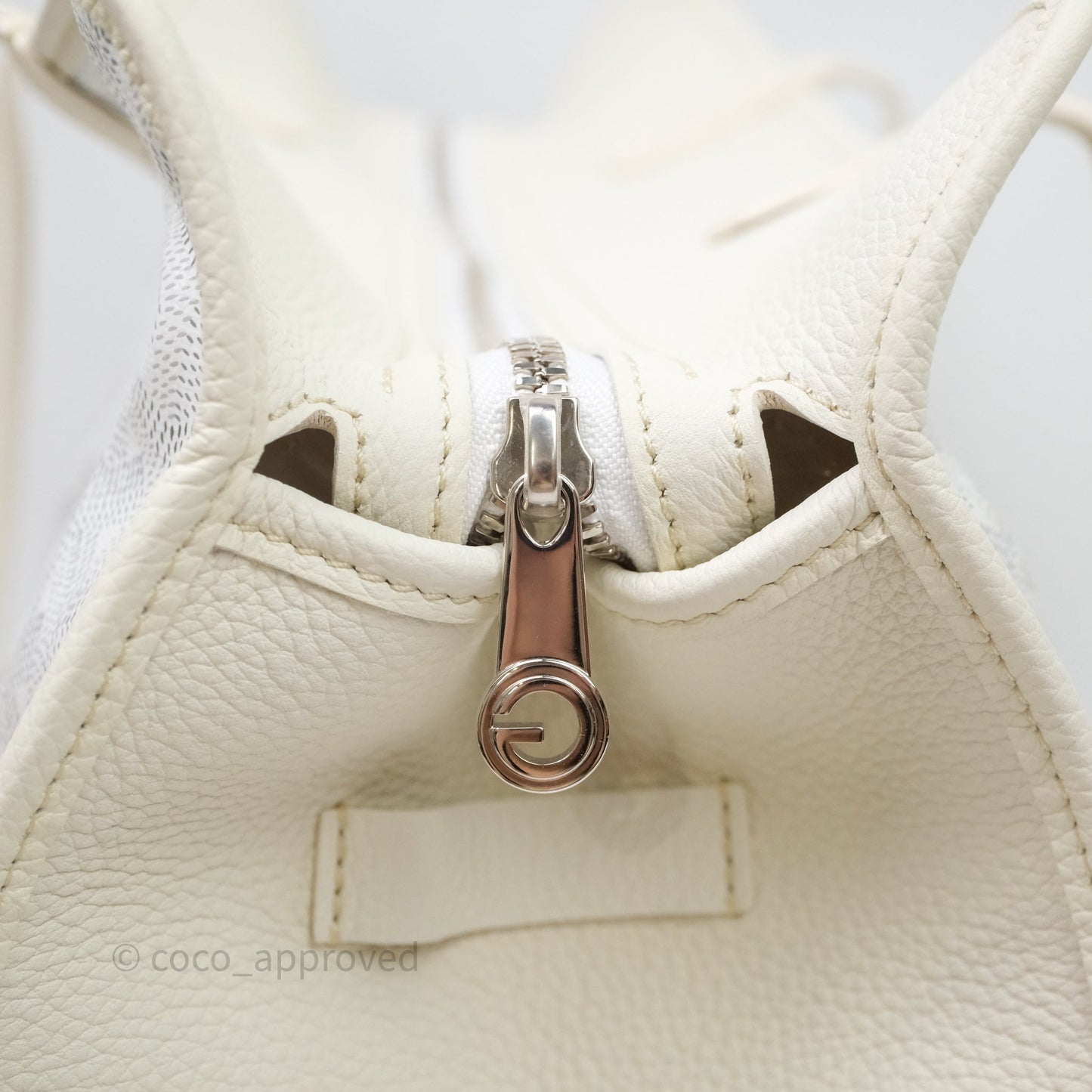 Goyard Goyardine White Sac Hardy PM