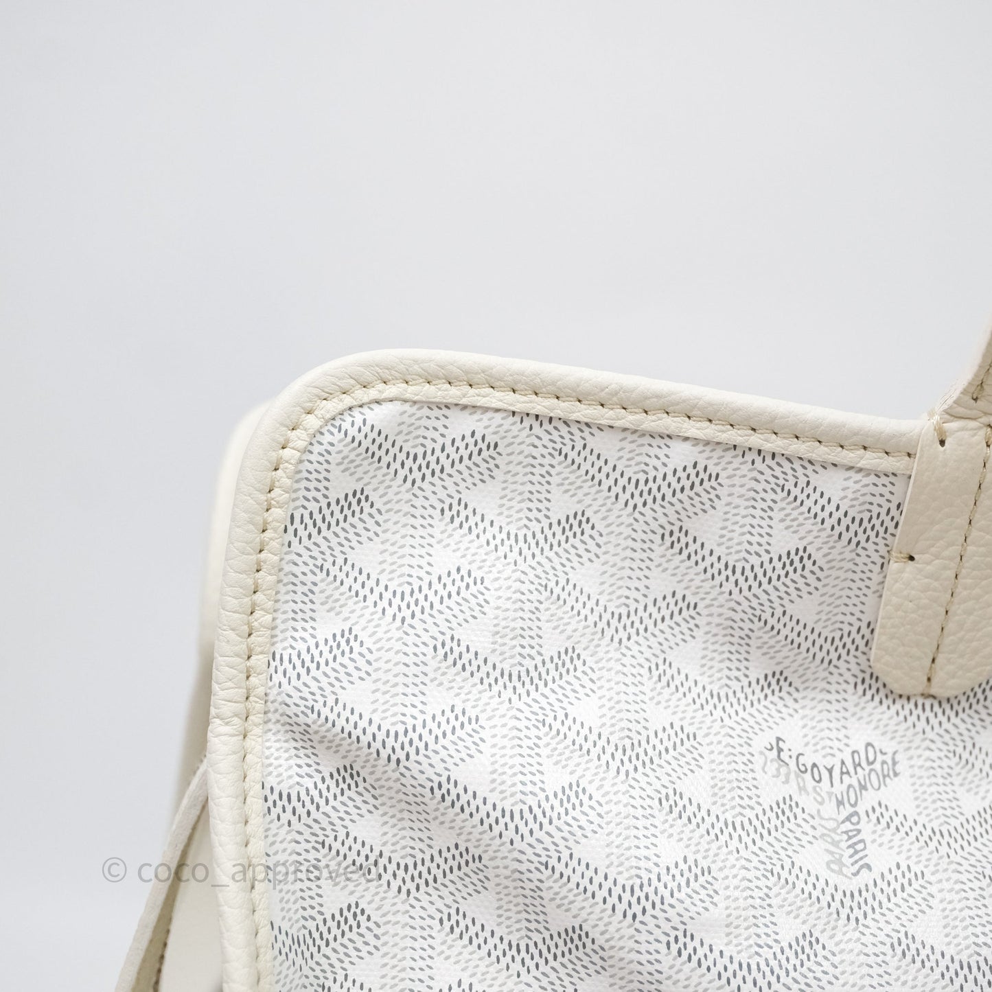 Goyard Goyardine White Sac Hardy PM