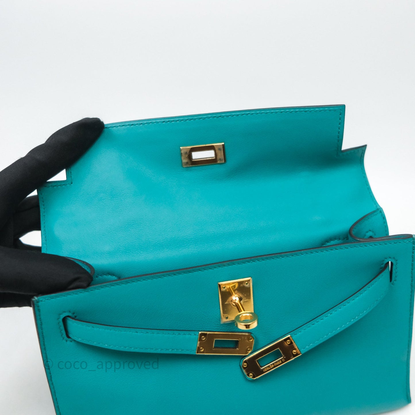 Hermès Kelly Pochette Bleu Paon 7F Gold Hardware