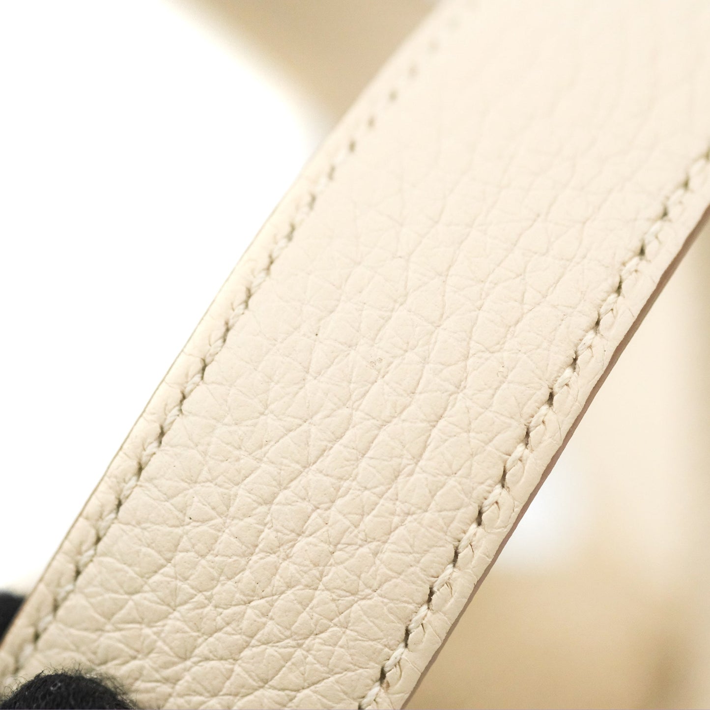 Hermès Picotin Lock 18 Craie Taurillon Clemence Gold Hardware