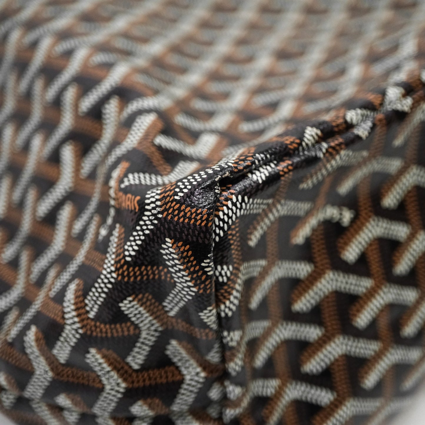 Goyard St Louis Tote PM Tan Black