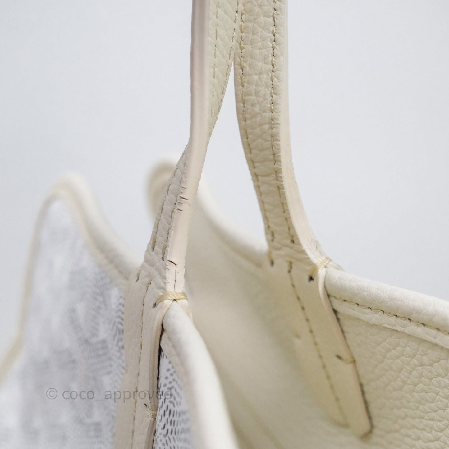 Goyard Goyardine White Sac Hardy PM
