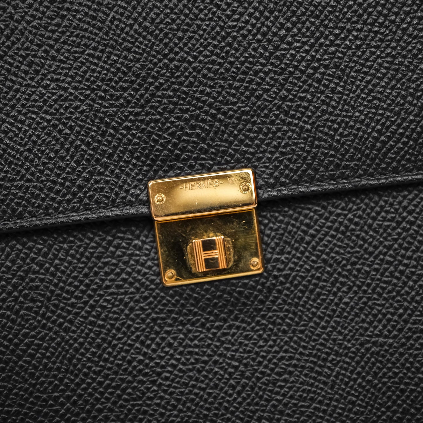 Hermès Clic 16 Wallet On Chain Noir Epsom Gold Hardware