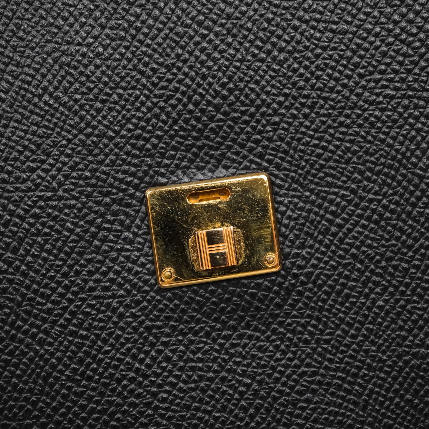 Hermès Clic 16 Wallet On Chain Noir Epsom Gold Hardware