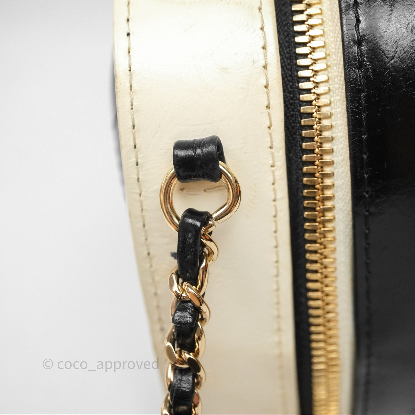 Chanel Quilted Stitched Vanity Case Bag Black/Ivory Calfskin Gold Hardware
