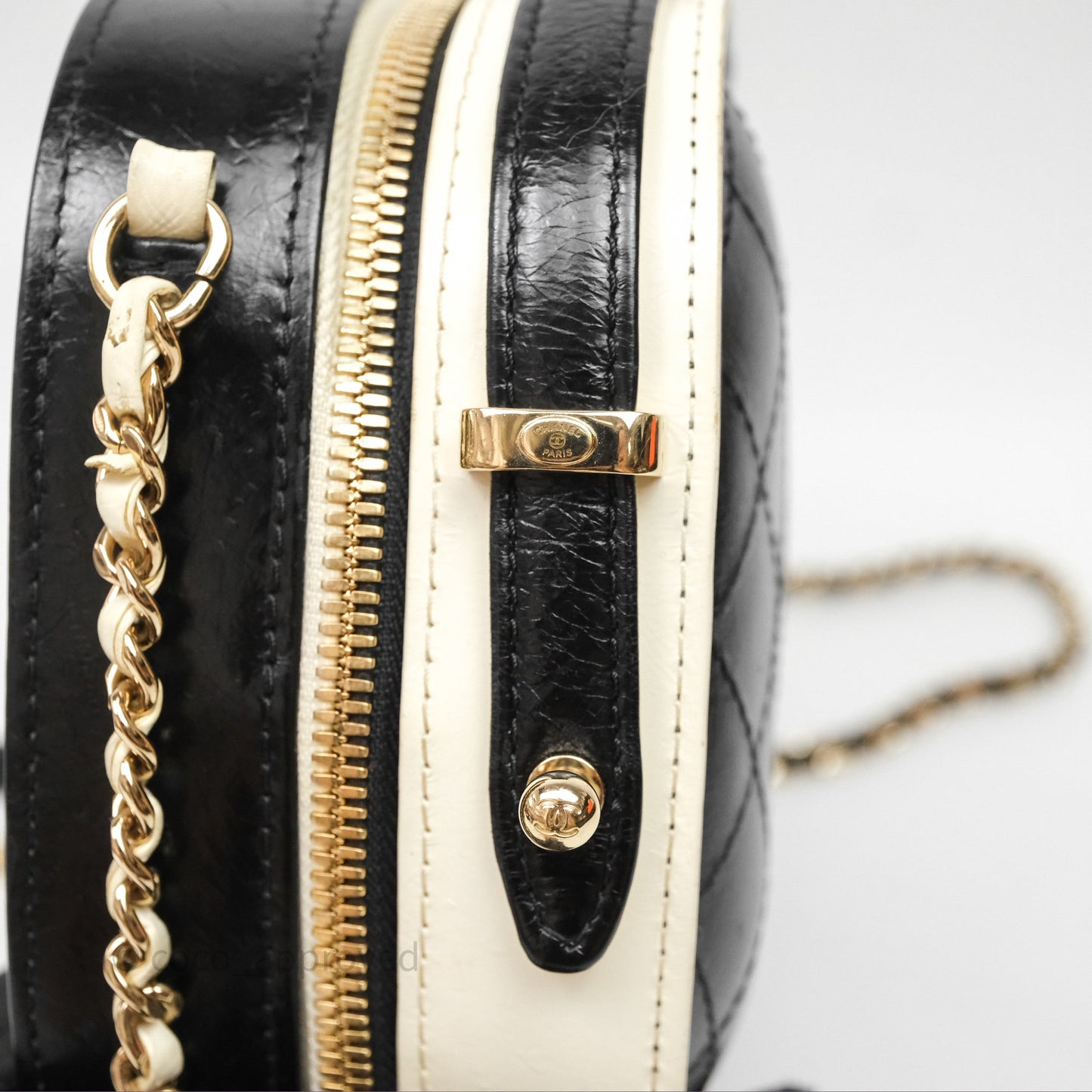Chanel Quilted Stitched Vanity Case Bag Black/Ivory Calfskin Gold Hardware