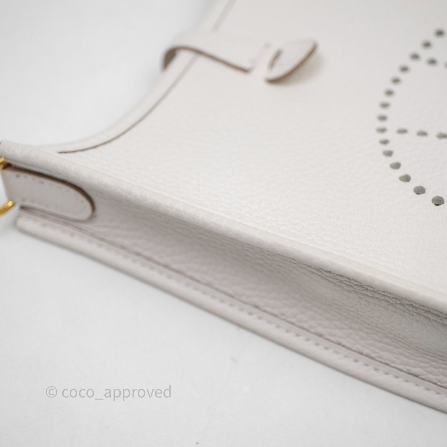 Hermès Mini Evelyne 16 Gris Pale M4 Clemence Gold Hardware