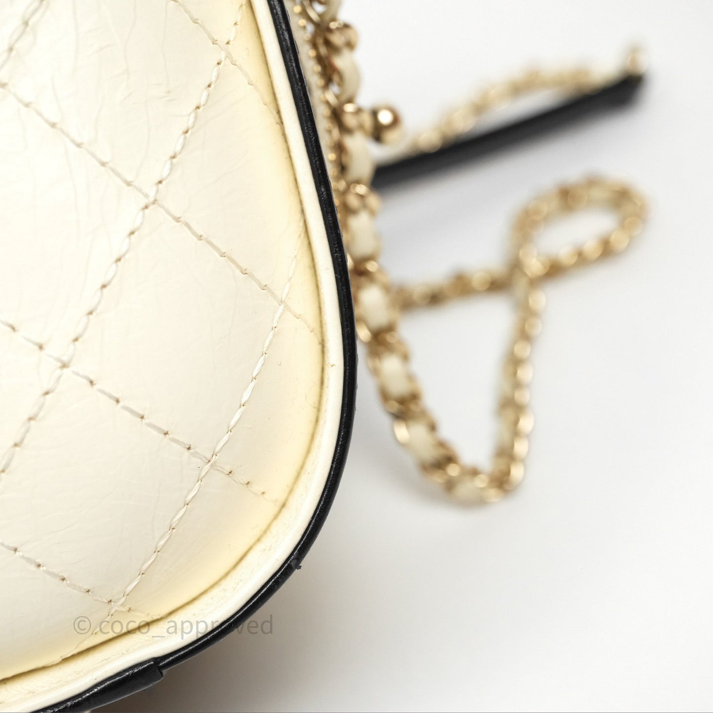 Chanel Quilted Stitched Vanity Case Bag Black/Ivory Calfskin Gold Hardware