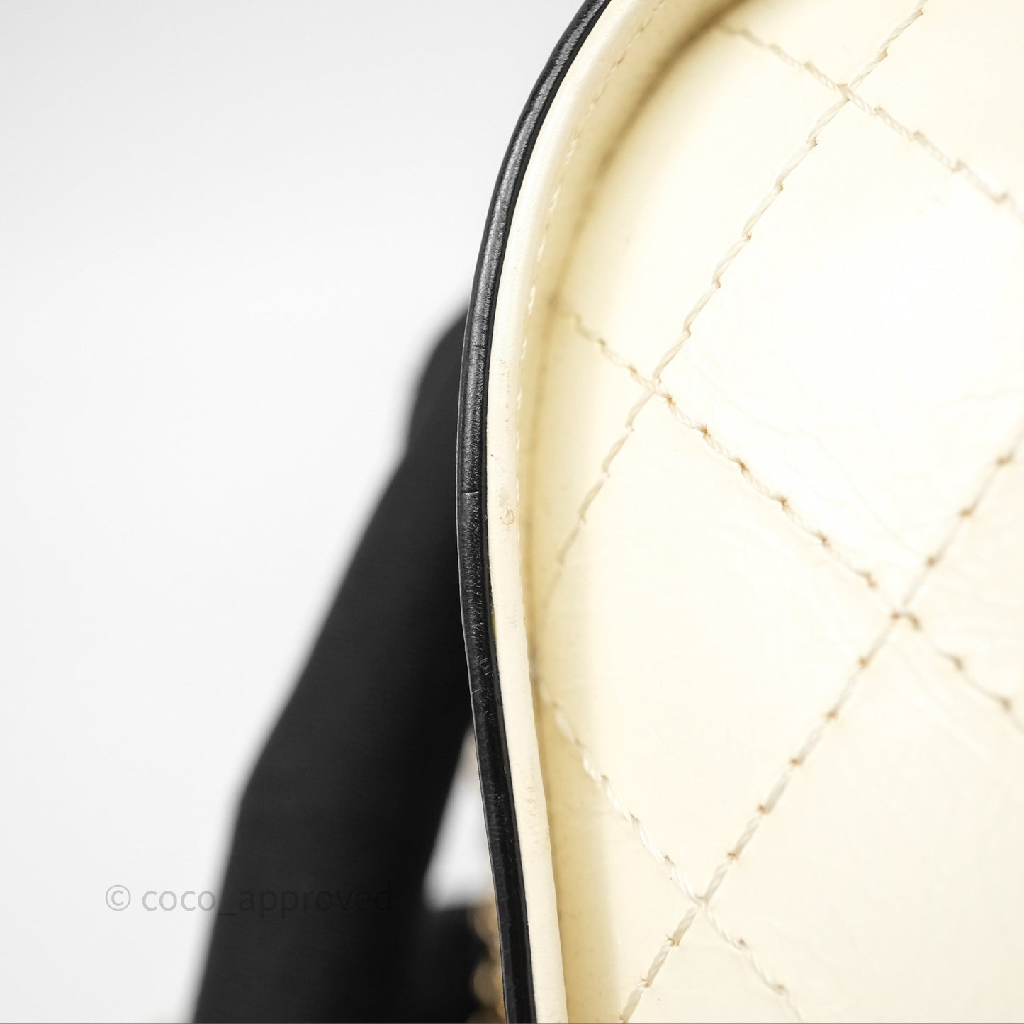 Chanel Quilted Stitched Vanity Case Bag Black/Ivory Calfskin Gold Hardware