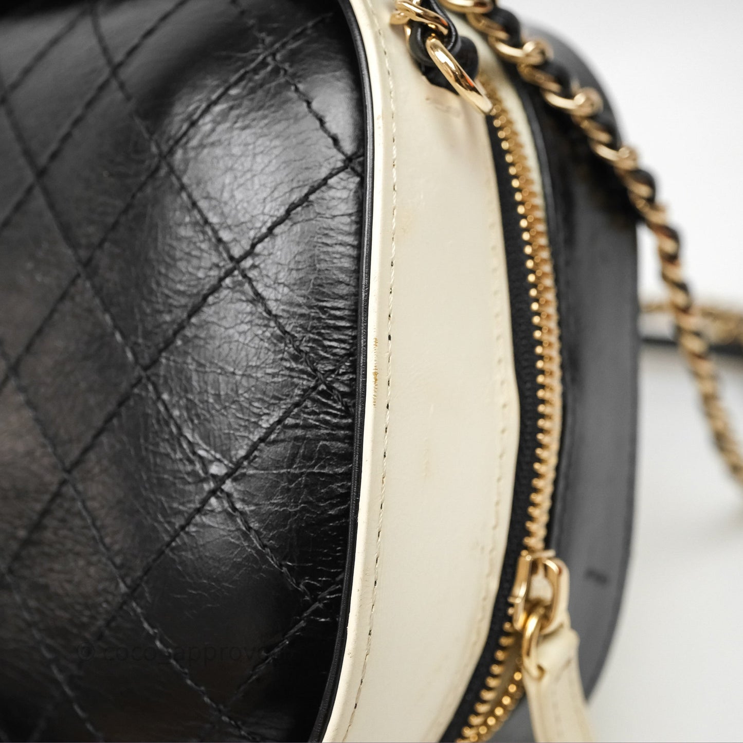 Chanel Quilted Stitched Vanity Case Bag Black/Ivory Calfskin Gold Hardware
