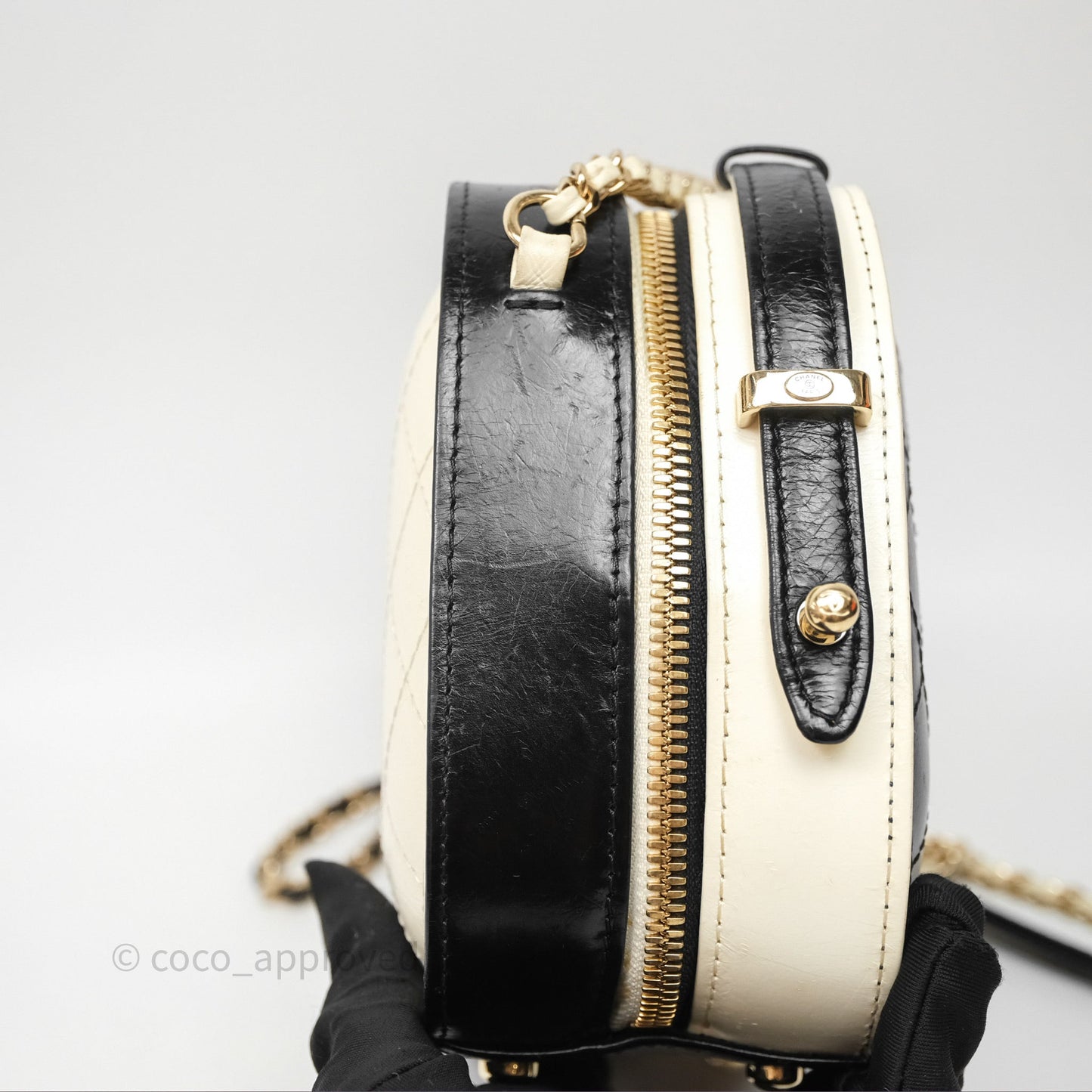 Chanel Quilted Stitched Vanity Case Bag Black/Ivory Calfskin Gold Hardware