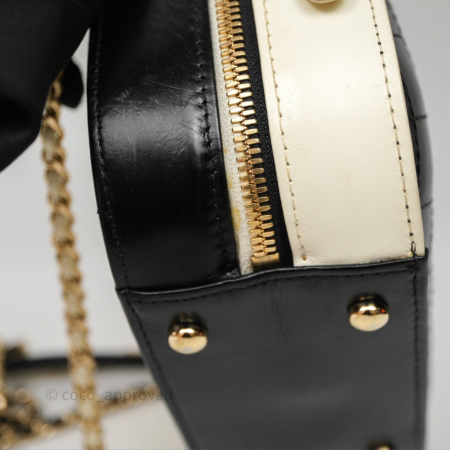 Chanel Quilted Stitched Vanity Case Bag Black/Ivory Calfskin Gold Hardware