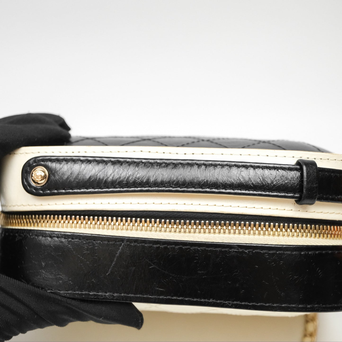 Chanel Quilted Stitched Vanity Case Bag Black/Ivory Calfskin Gold Hardware