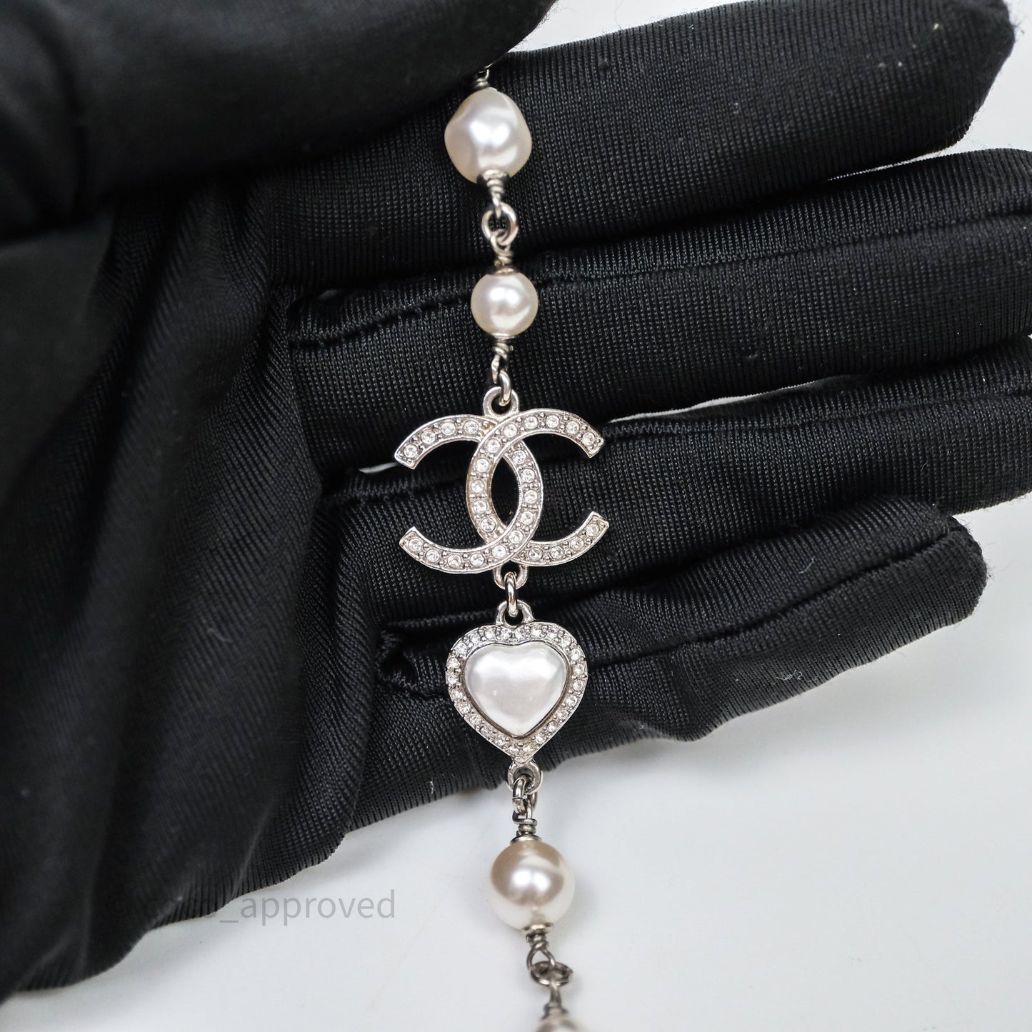 Chanel CC Crystal Heart Pearl Necklace Sliver Tone 23B