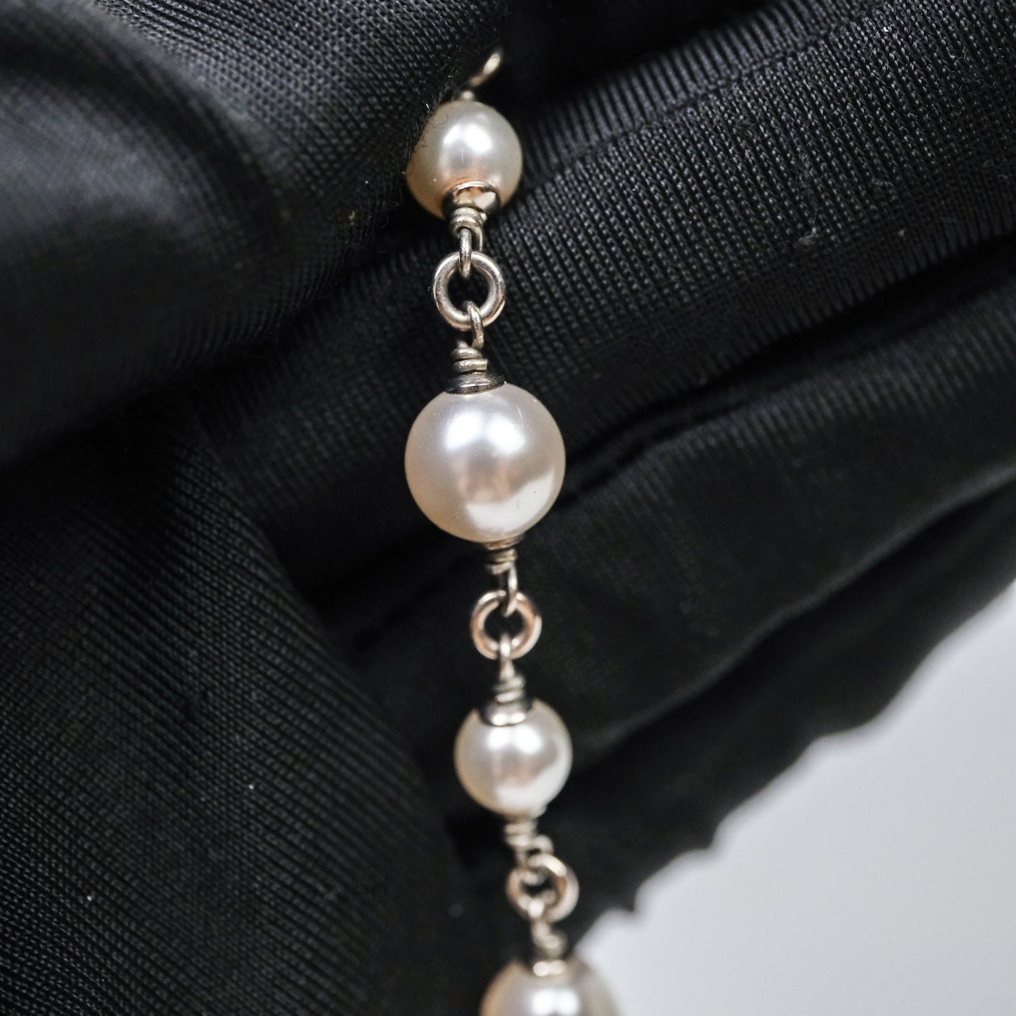 Chanel CC Crystal Heart Pearl Necklace Sliver Tone 23B