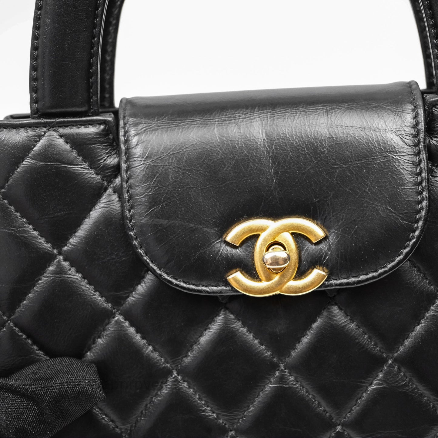 Chanel Kelly Bag Quilted Black Shiny Crumpled Calfskin Aged Gold Hardware