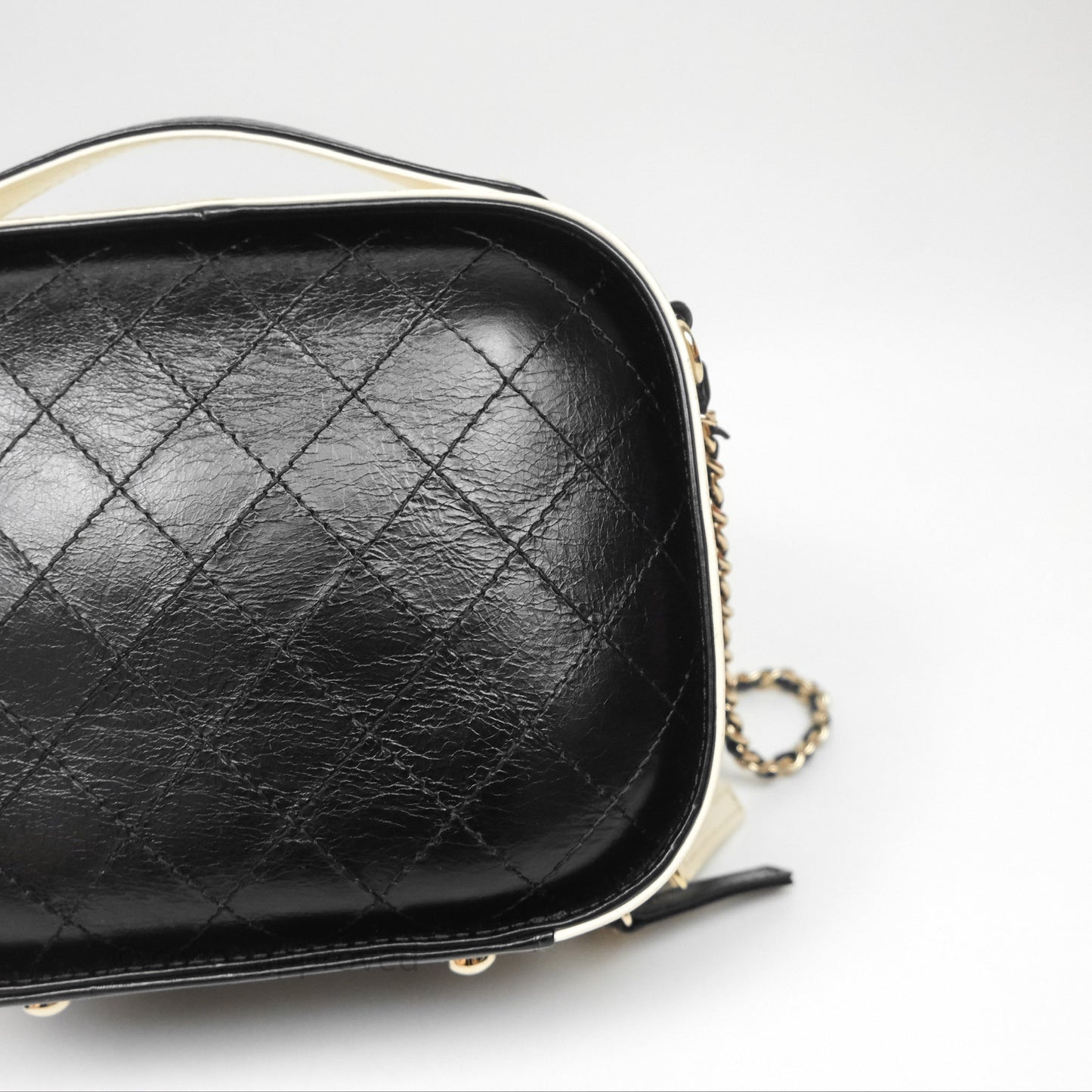Chanel Quilted Stitched Vanity Case Bag Black/Ivory Calfskin Gold Hardware