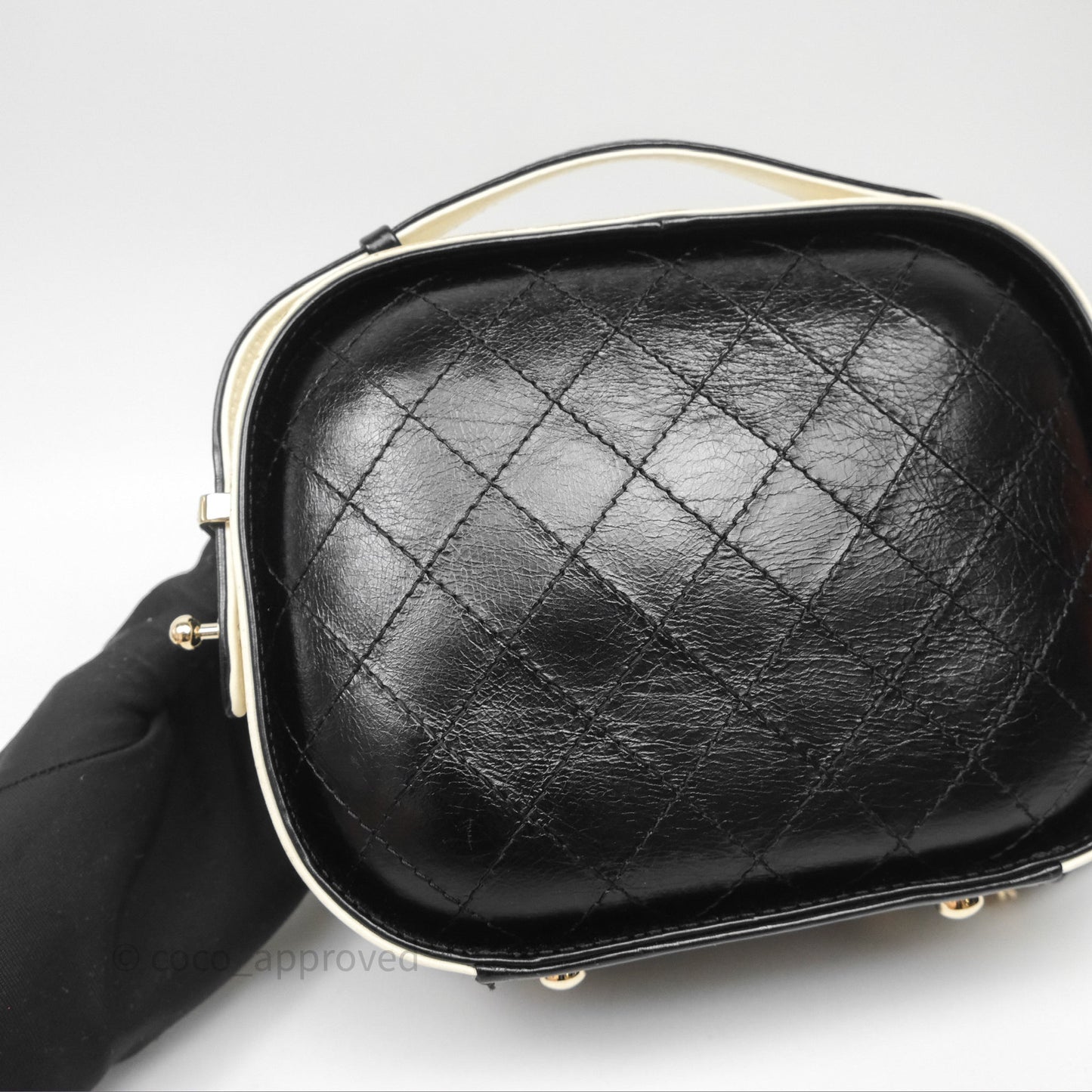 Chanel Quilted Stitched Vanity Case Bag Black/Ivory Calfskin Gold Hardware