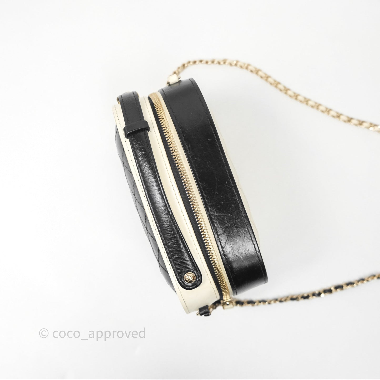 Chanel Quilted Stitched Vanity Case Bag Black/Ivory Calfskin Gold Hardware