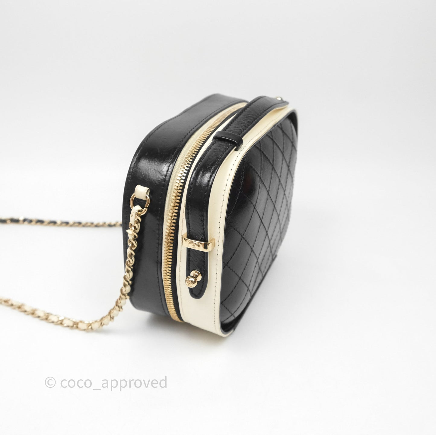 Chanel Quilted Stitched Vanity Case Bag Black/Ivory Calfskin Gold Hardware