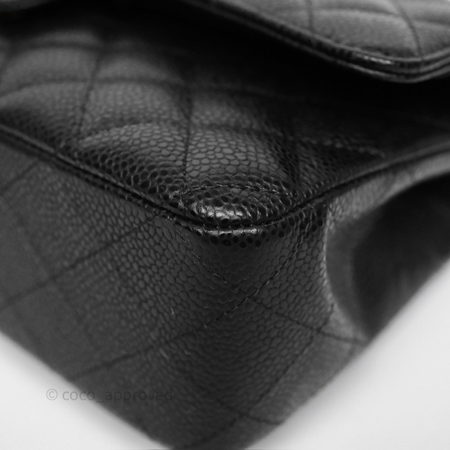 Chanel Classic M/L Medium Flap Quilted Black Caviar Gold Hardware