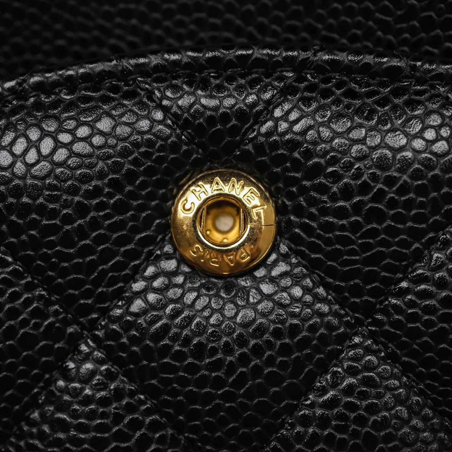 Chanel Classic M/L Medium Flap Quilted Black Caviar Gold Hardware