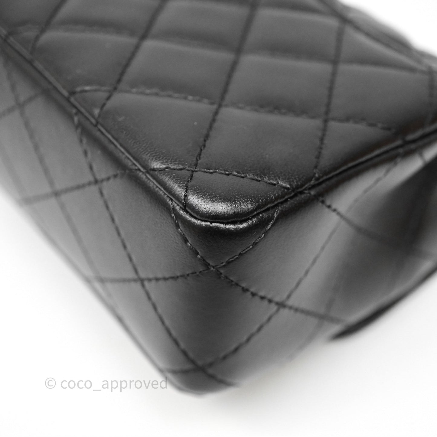 Chanel Mini Flap Bag Black Lambskin/Patent Gold Hardware