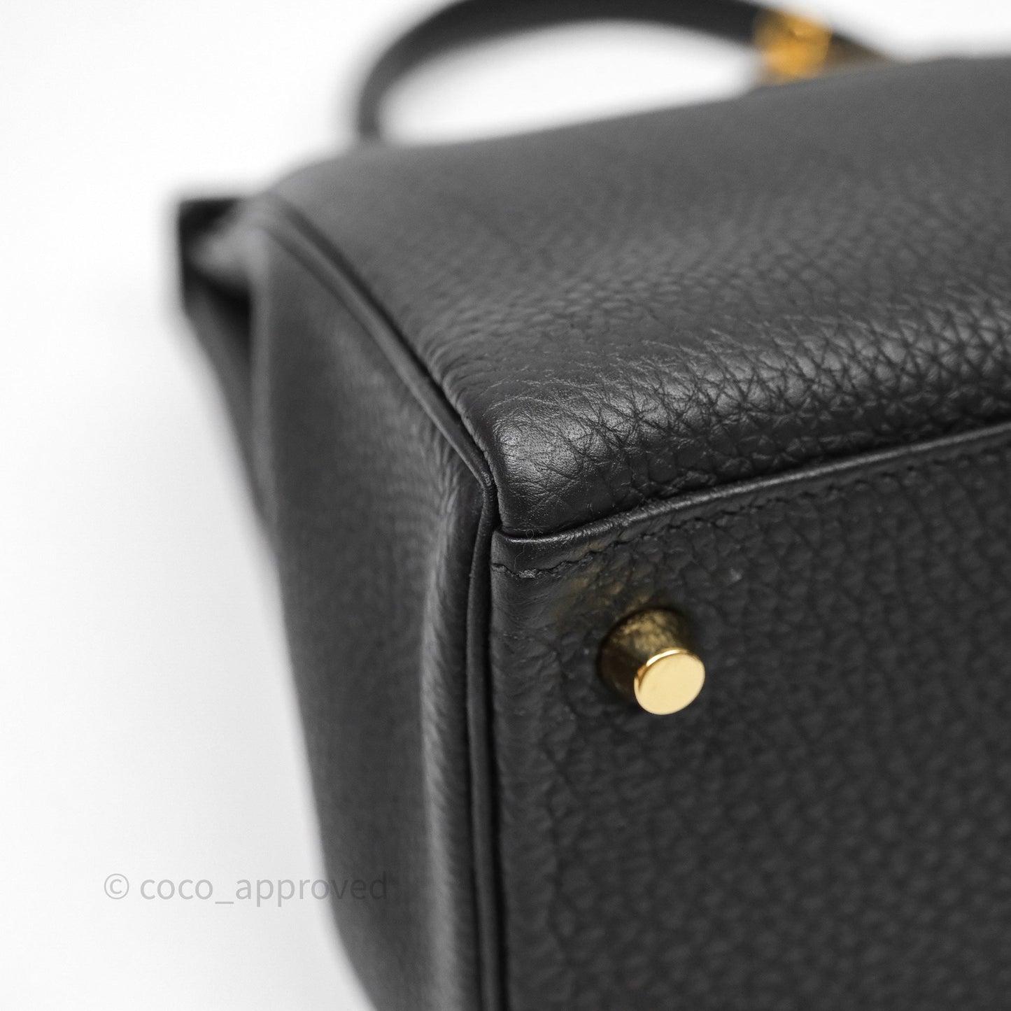 Hermès Retourne Kelly 28 Black Noir 89 Togo Gold Hardware