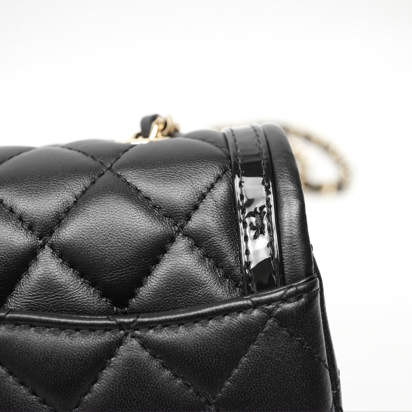 Chanel Mini Flap Bag Black Lambskin/Patent Gold Hardware