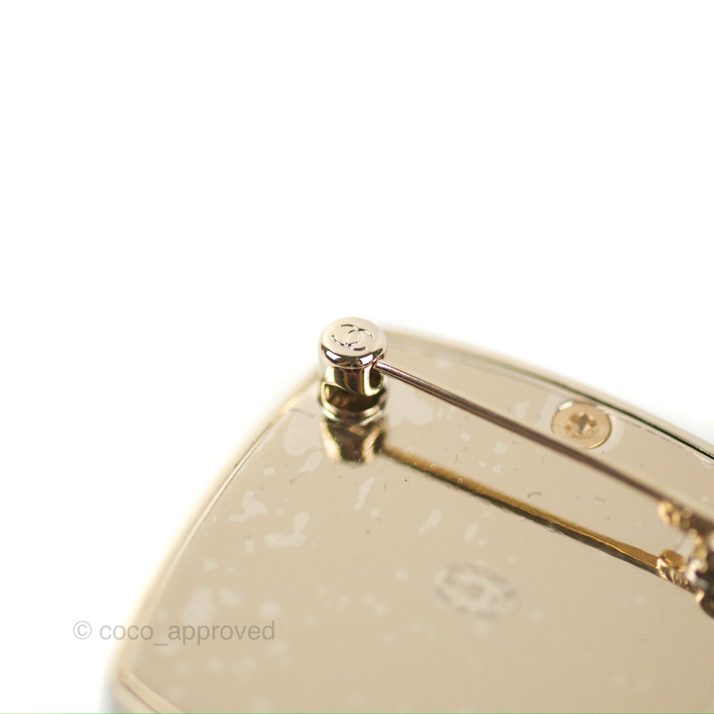 Chanel Eyeshadow Palette Pearl Crystal Brooch Gold Tone 23S