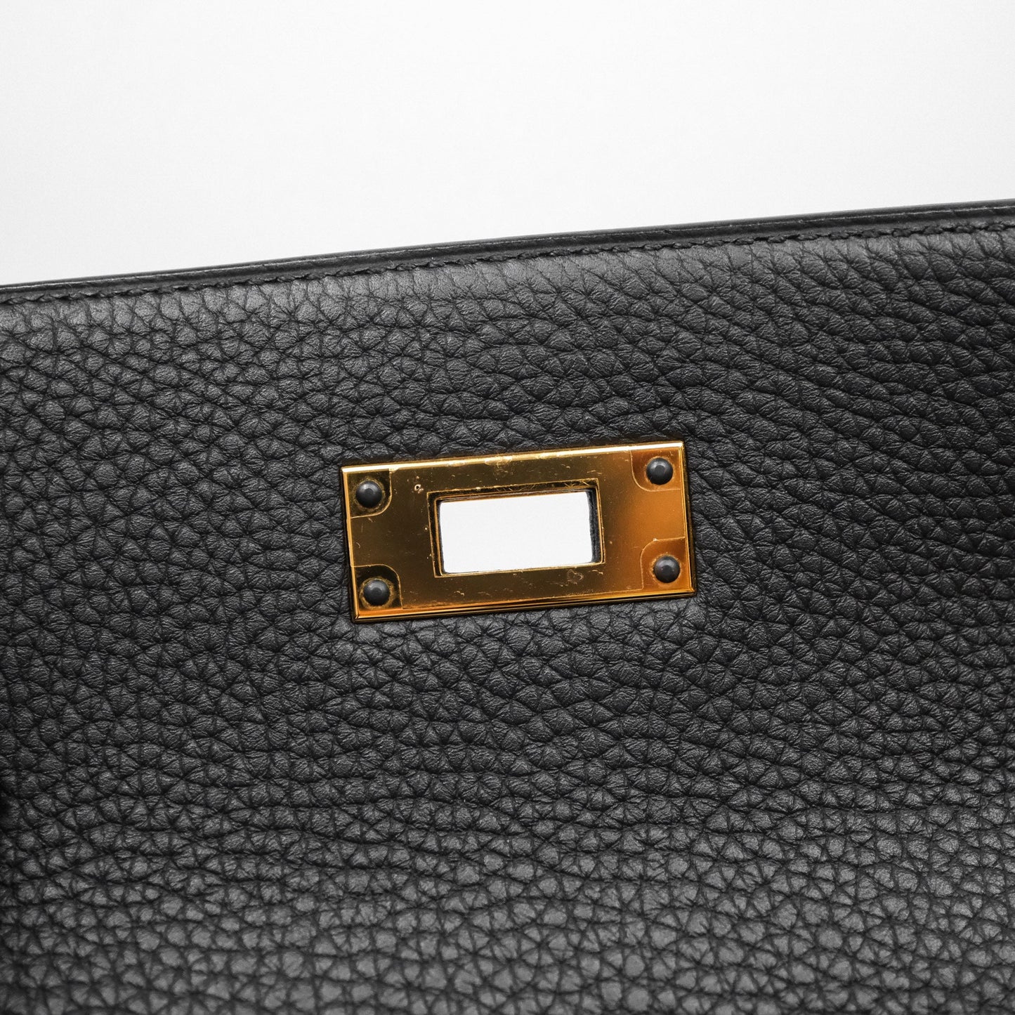Hermès Retourne Kelly 28 Black Noir 89 Togo Gold Hardware