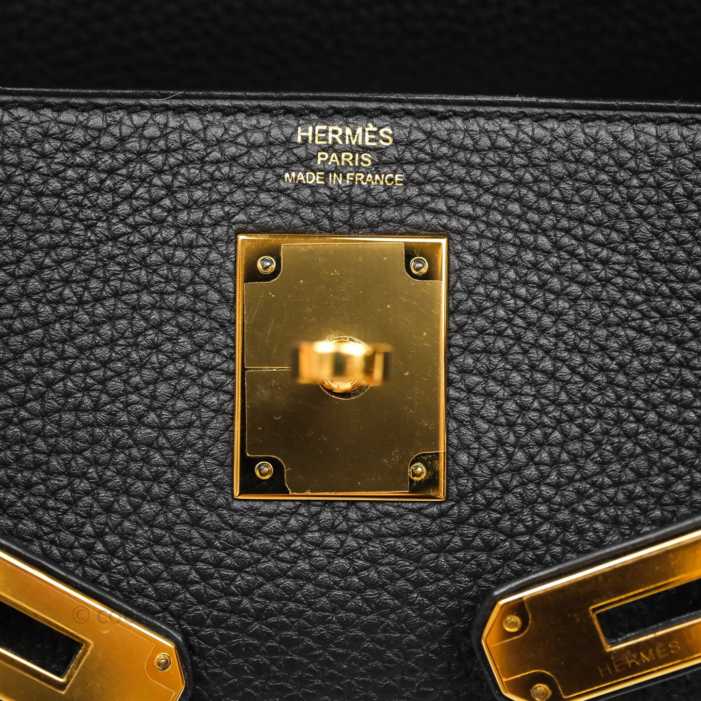 Hermès Retourne Kelly 28 Black Noir 89 Togo Gold Hardware