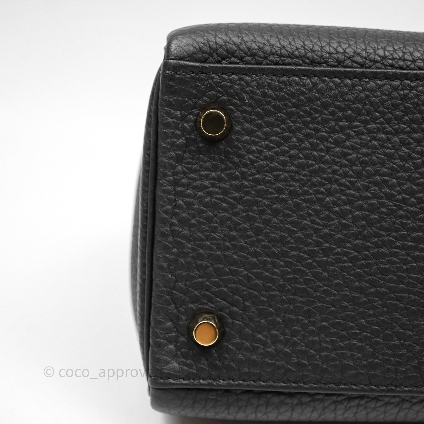 Hermès Retourne Kelly 28 Black Noir 89 Togo Gold Hardware
