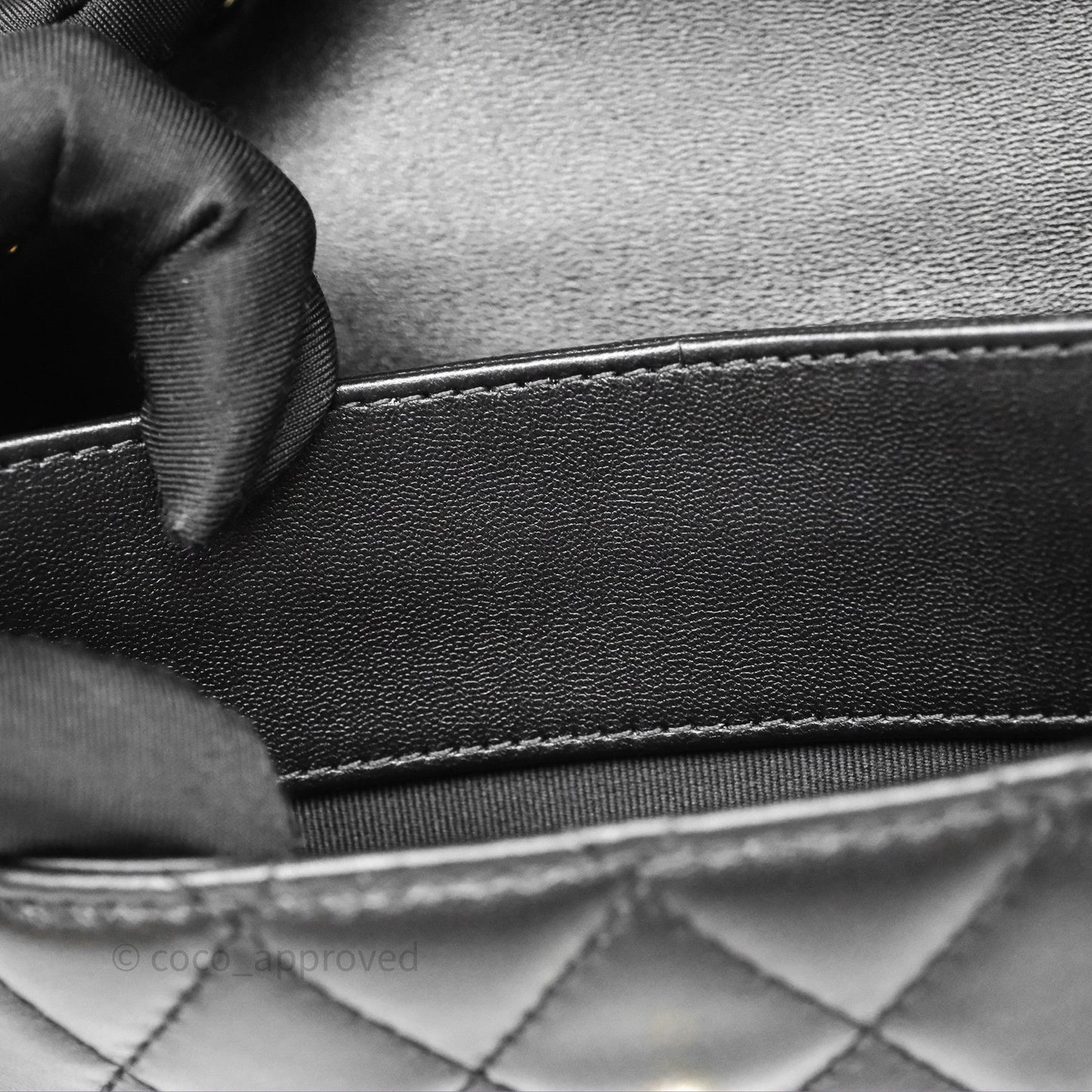 Chanel Mini Flap Bag Black Lambskin/Patent Gold Hardware
