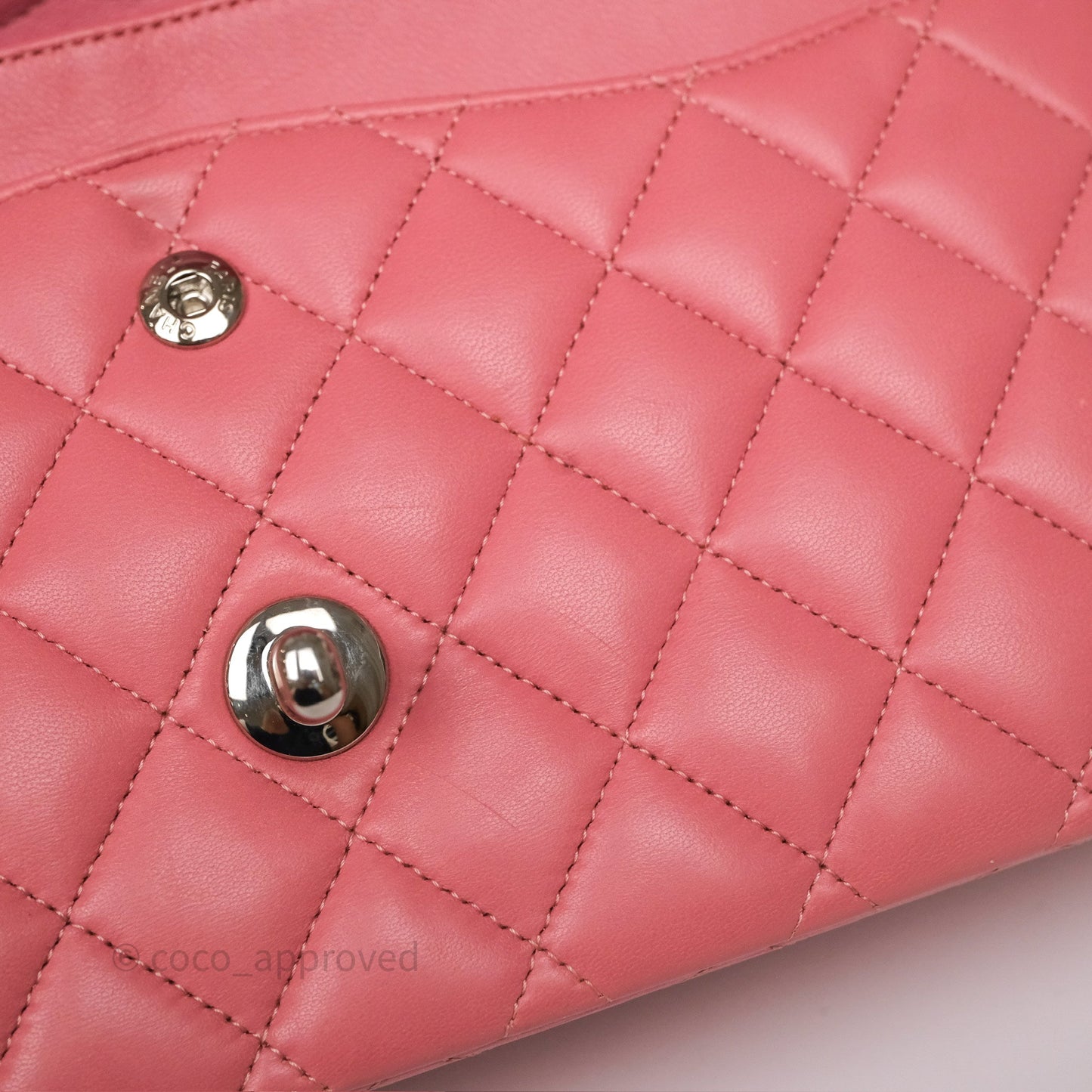 Chanel Classic M/L Medium Flap Quilted Pink Lambskin Silver Hardware