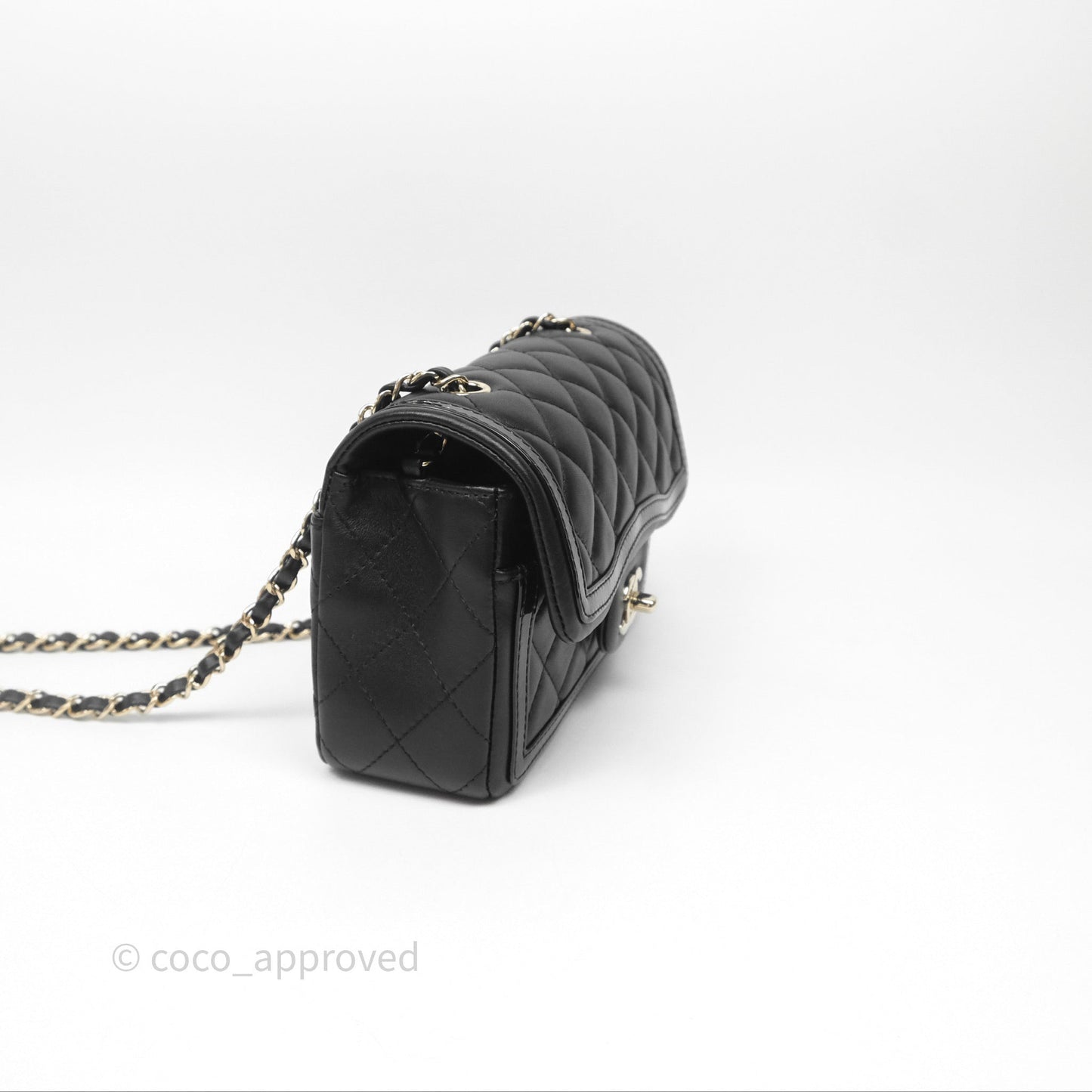 Chanel Mini Flap Bag Black Lambskin/Patent Gold Hardware