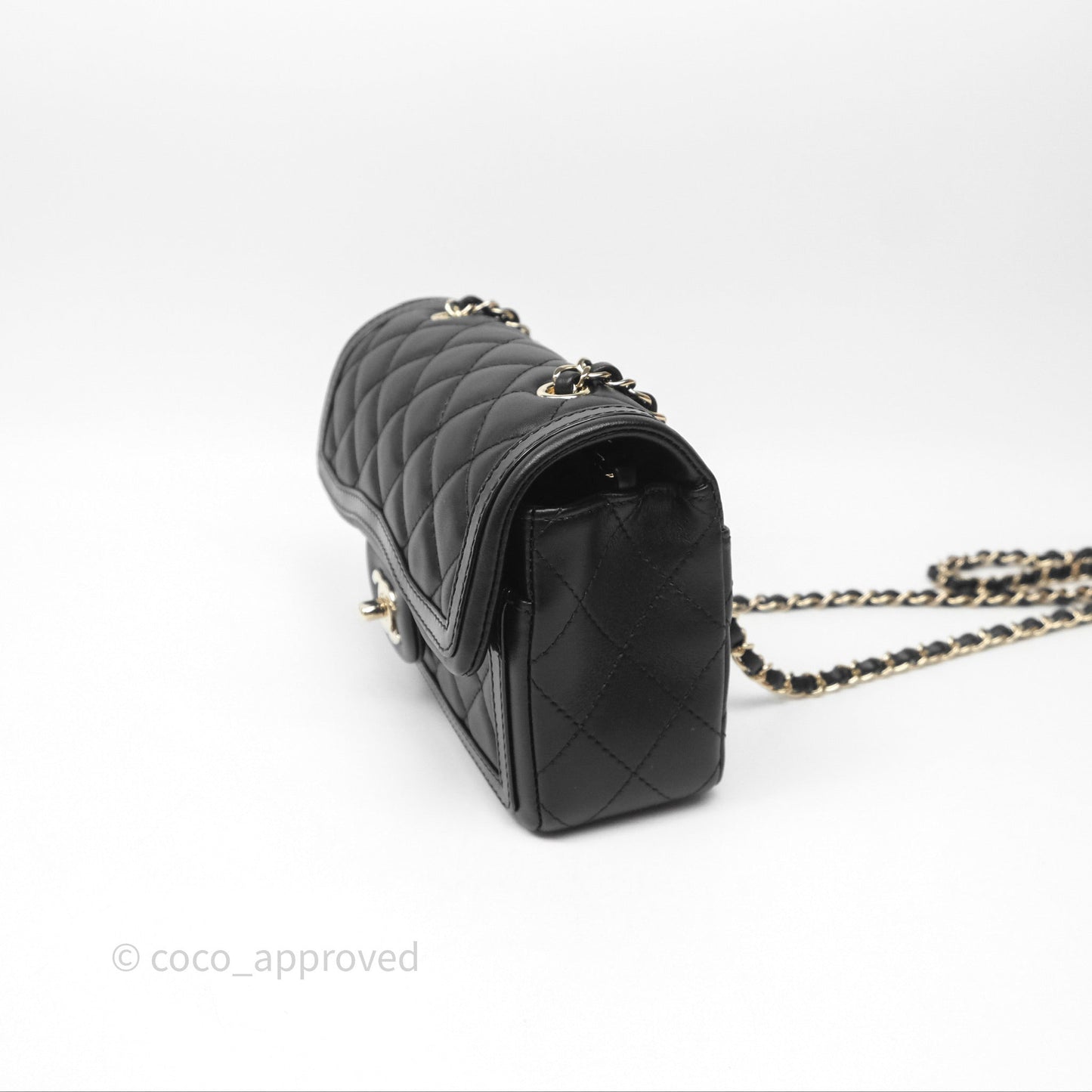Chanel Mini Flap Bag Black Lambskin/Patent Gold Hardware