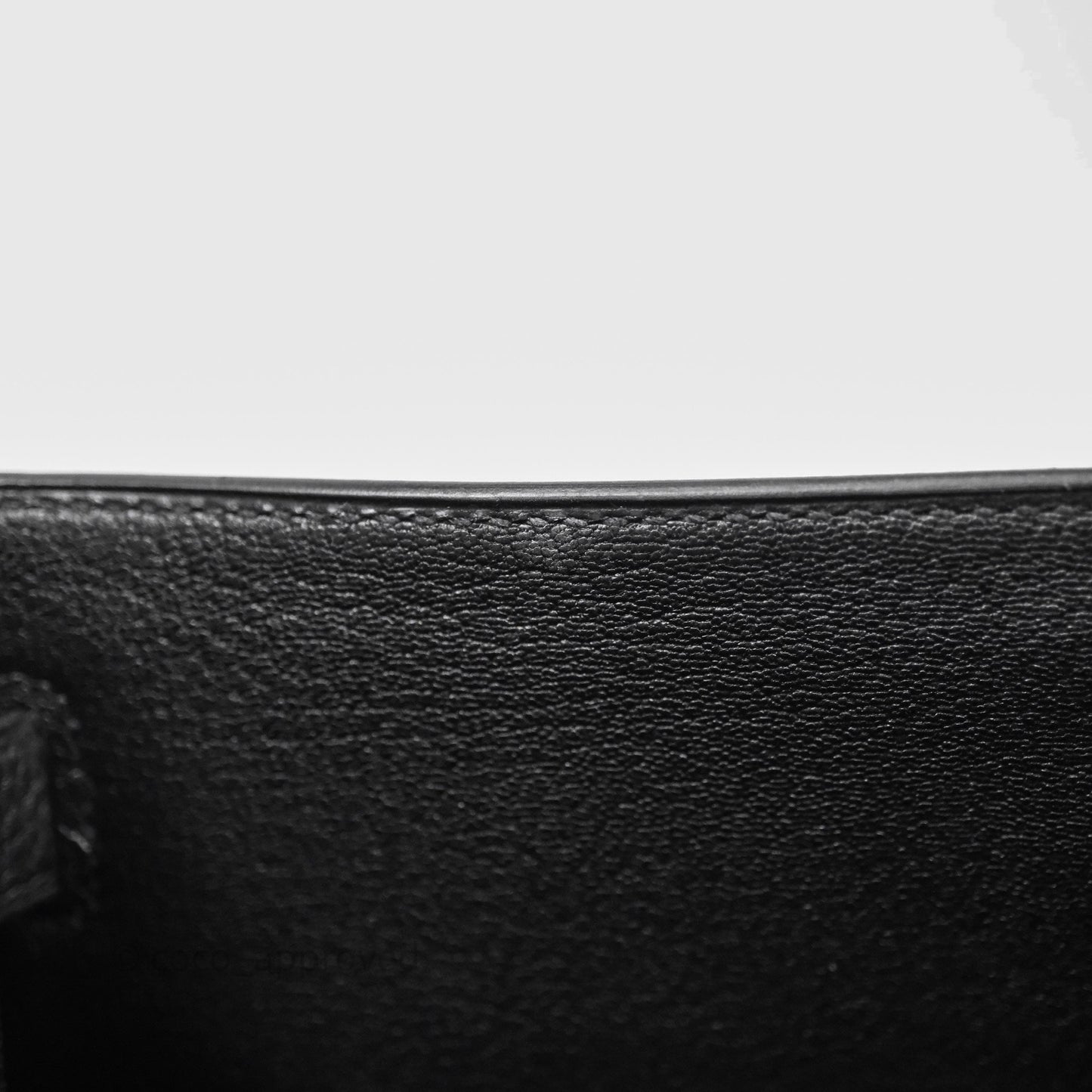 Hermès Retourne Kelly 28 Black Noir 89 Togo Gold Hardware