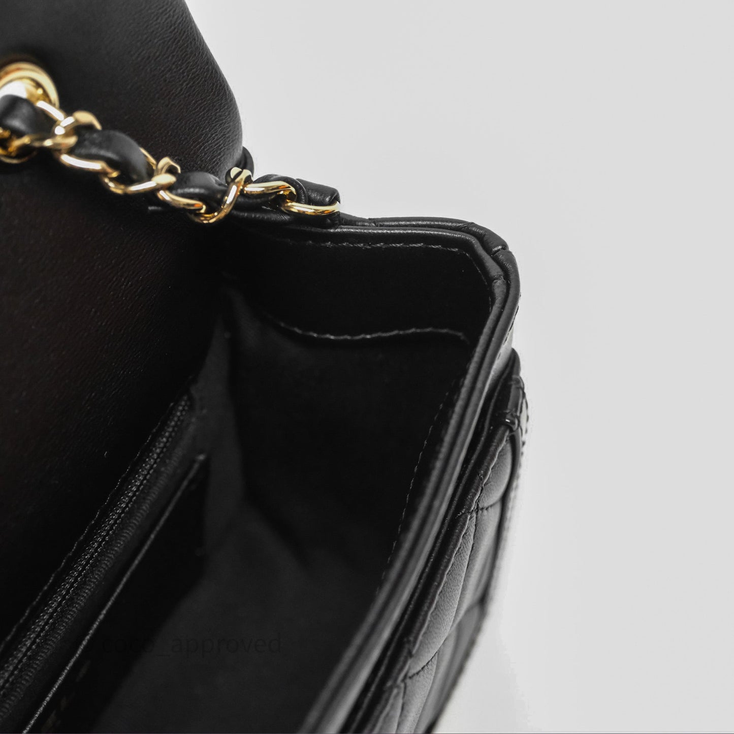 Chanel Mini Flap Bag Black Lambskin/Patent Gold Hardware