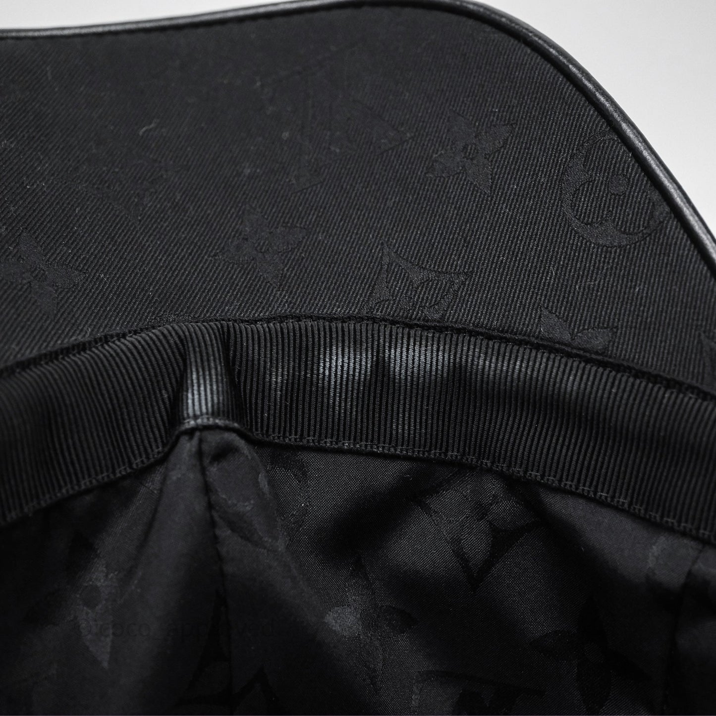 Louis Vuitton Lconic Cap Black