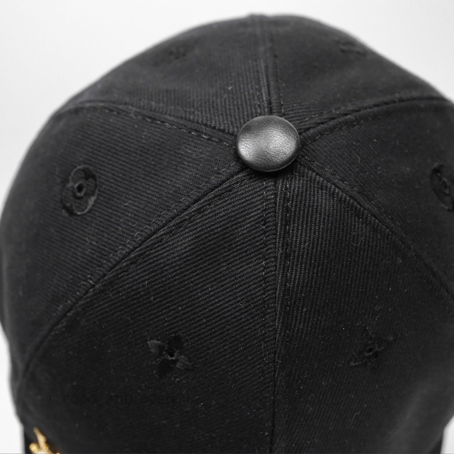 Louis Vuitton Lconic Cap Black