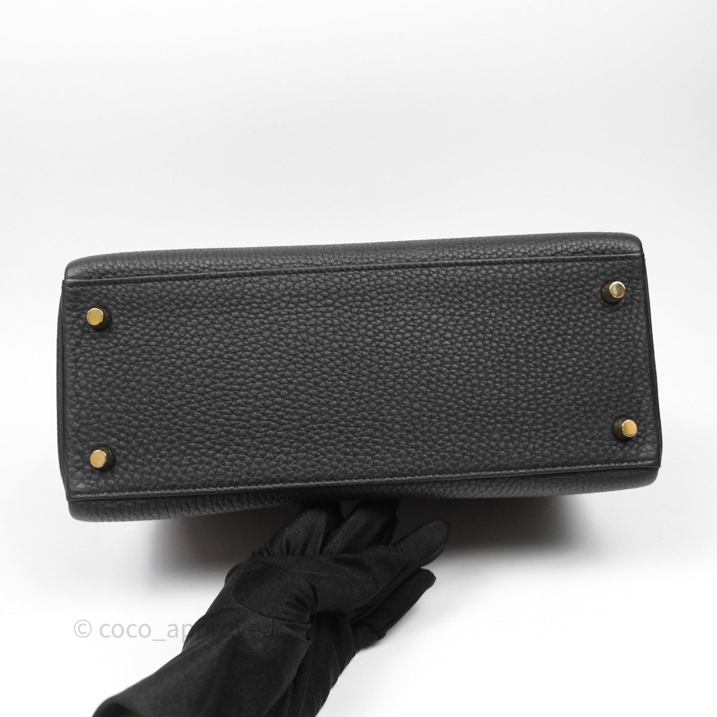 Hermès Retourne Kelly 28 Black Noir 89 Togo Gold Hardware