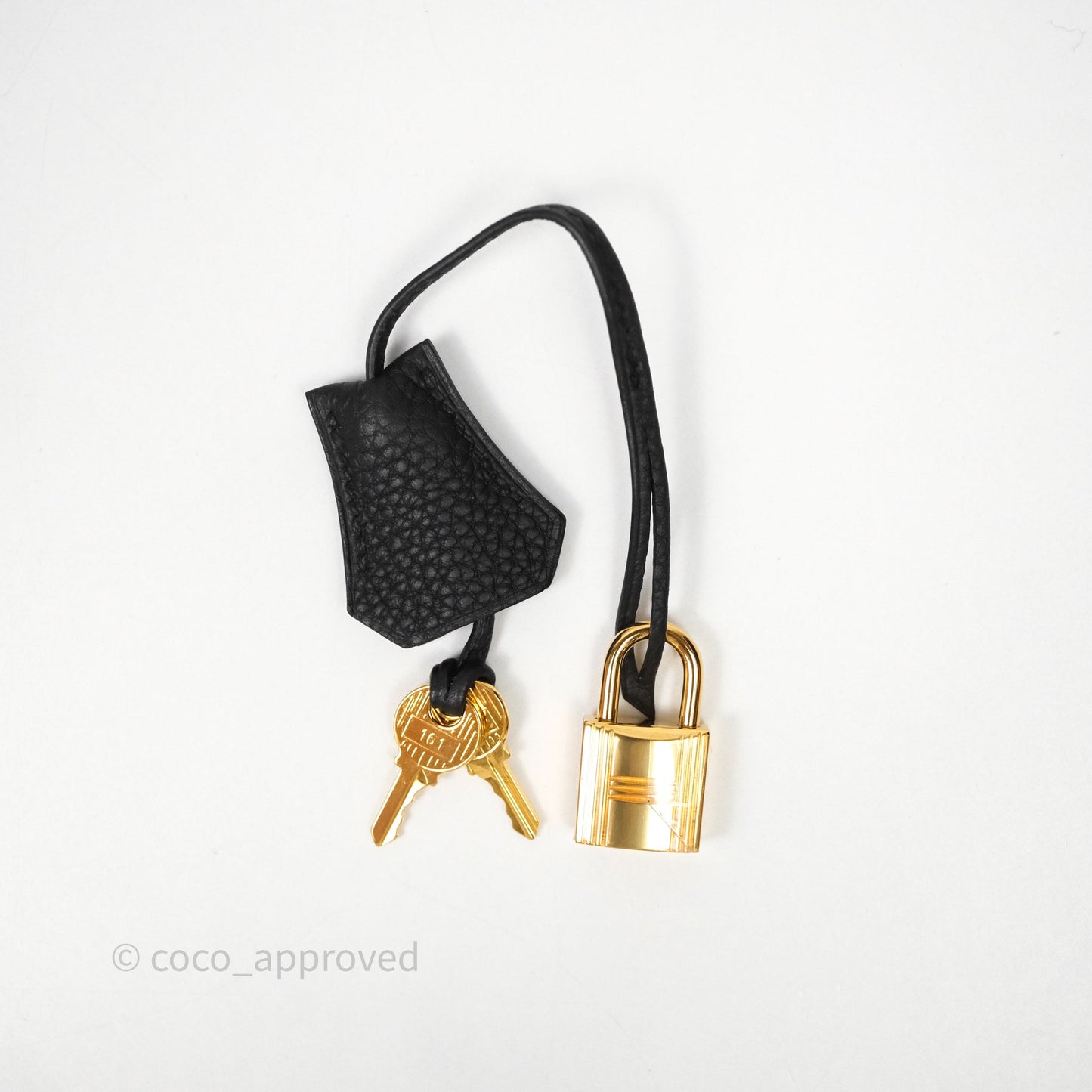 Hermès Retourne Kelly 28 Black Noir 89 Togo Gold Hardware