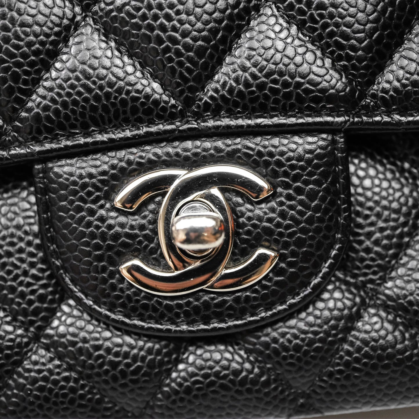 Chanel Classic M/L Medium Flap Quilted Black Caviar Silver Hardware