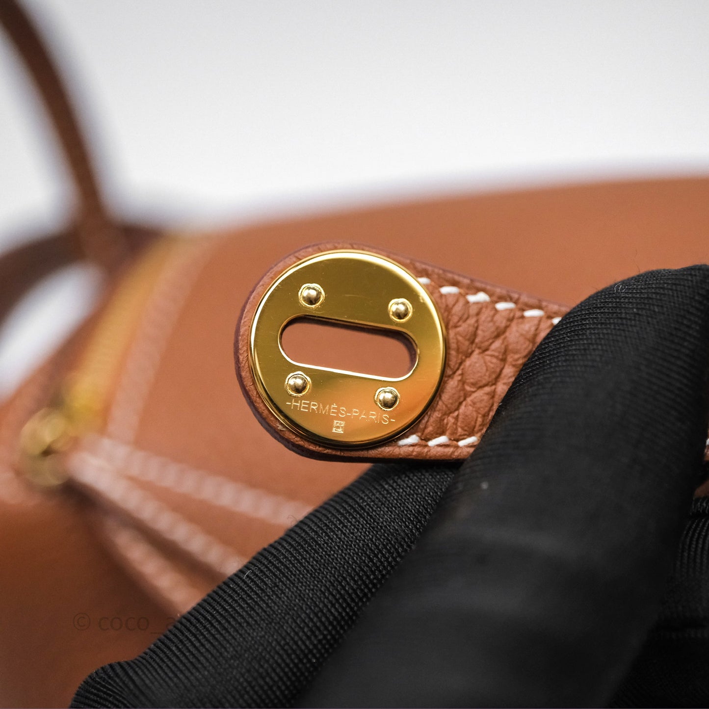 Hermès Mini Lindy 20 Gold 37 Clemence Gold Hardware