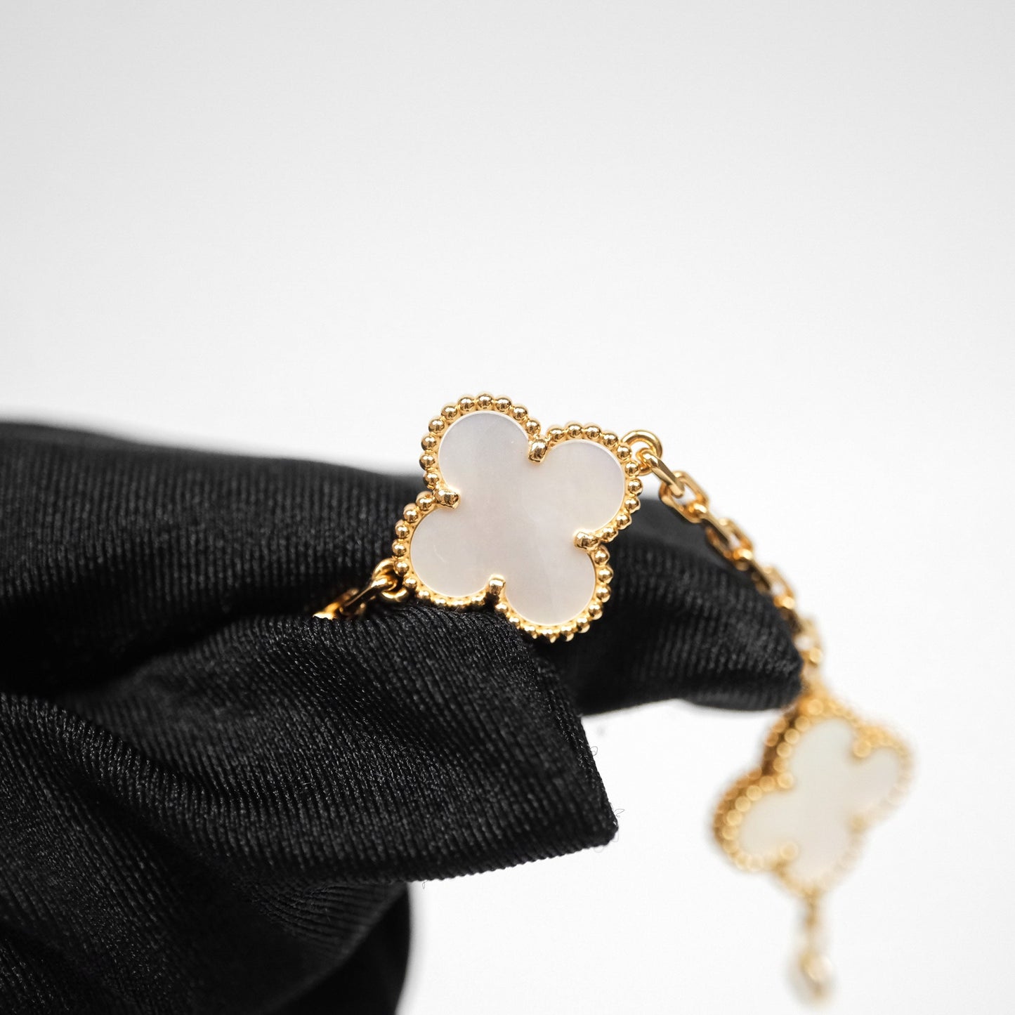 Van Cleef & Arpels Vintage Alhambra 5 Motifs White Mother-of-pearl Yellow Gold Bracelet