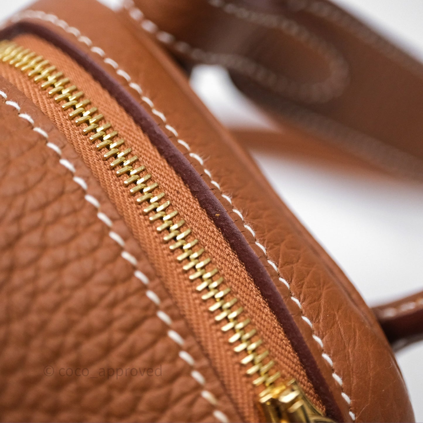 Hermès Mini Lindy 20 Gold 37 Clemence Gold Hardware