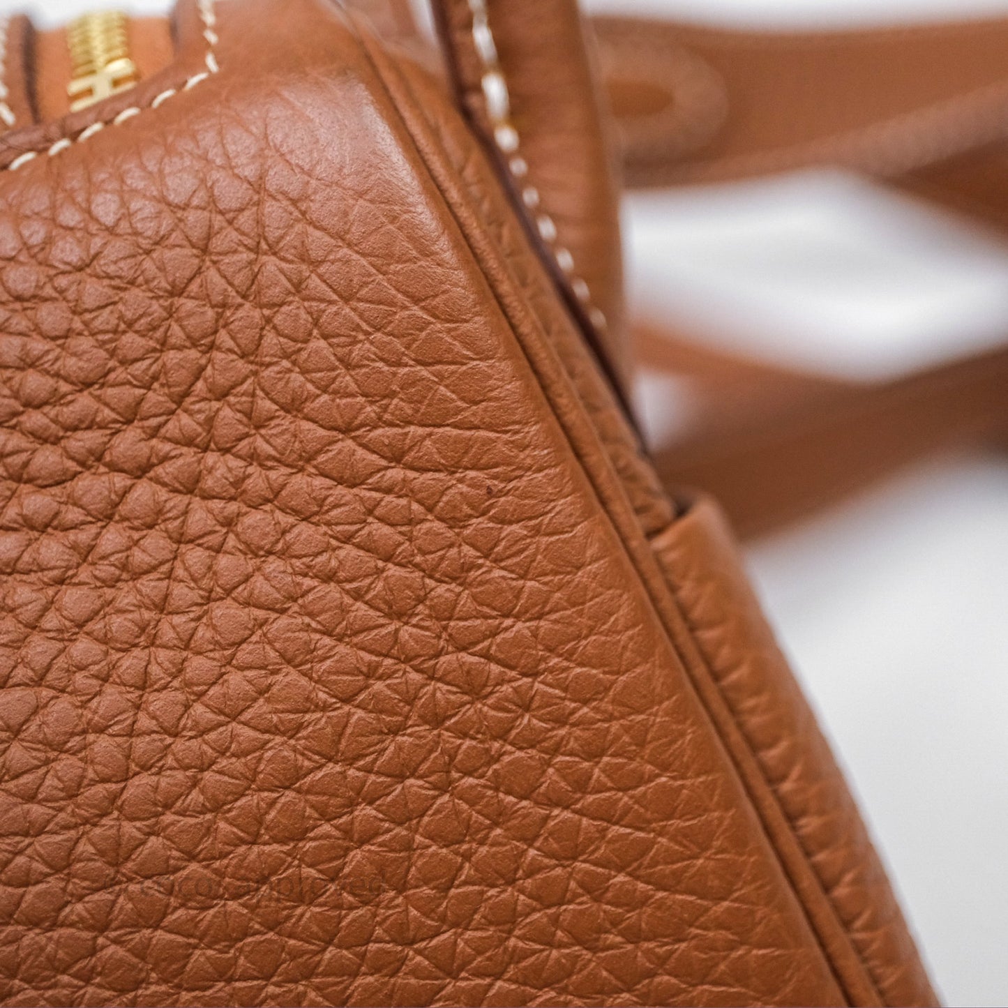 Hermès Mini Lindy 20 Gold 37 Clemence Gold Hardware