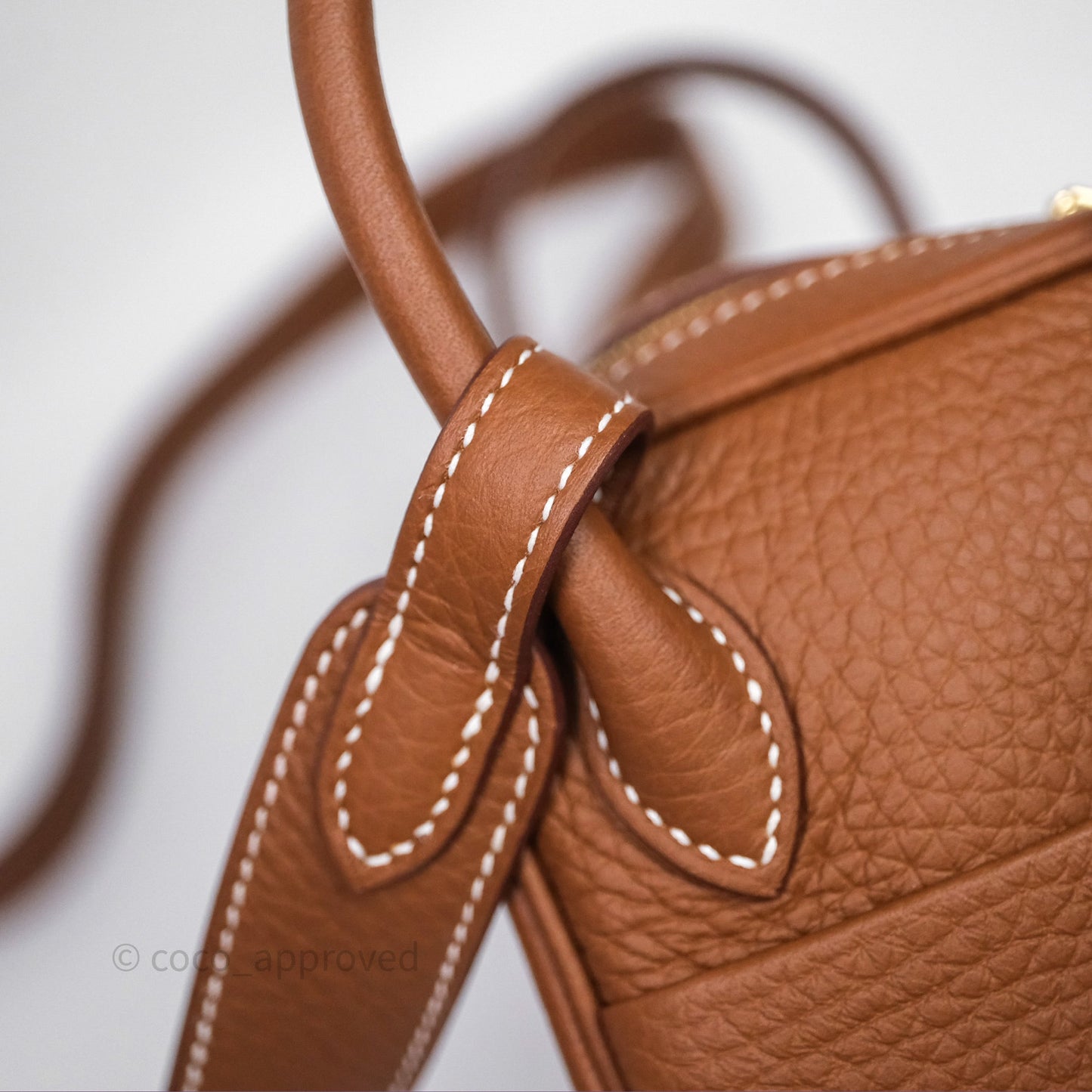 Hermès Mini Lindy 20 Gold 37 Clemence Gold Hardware