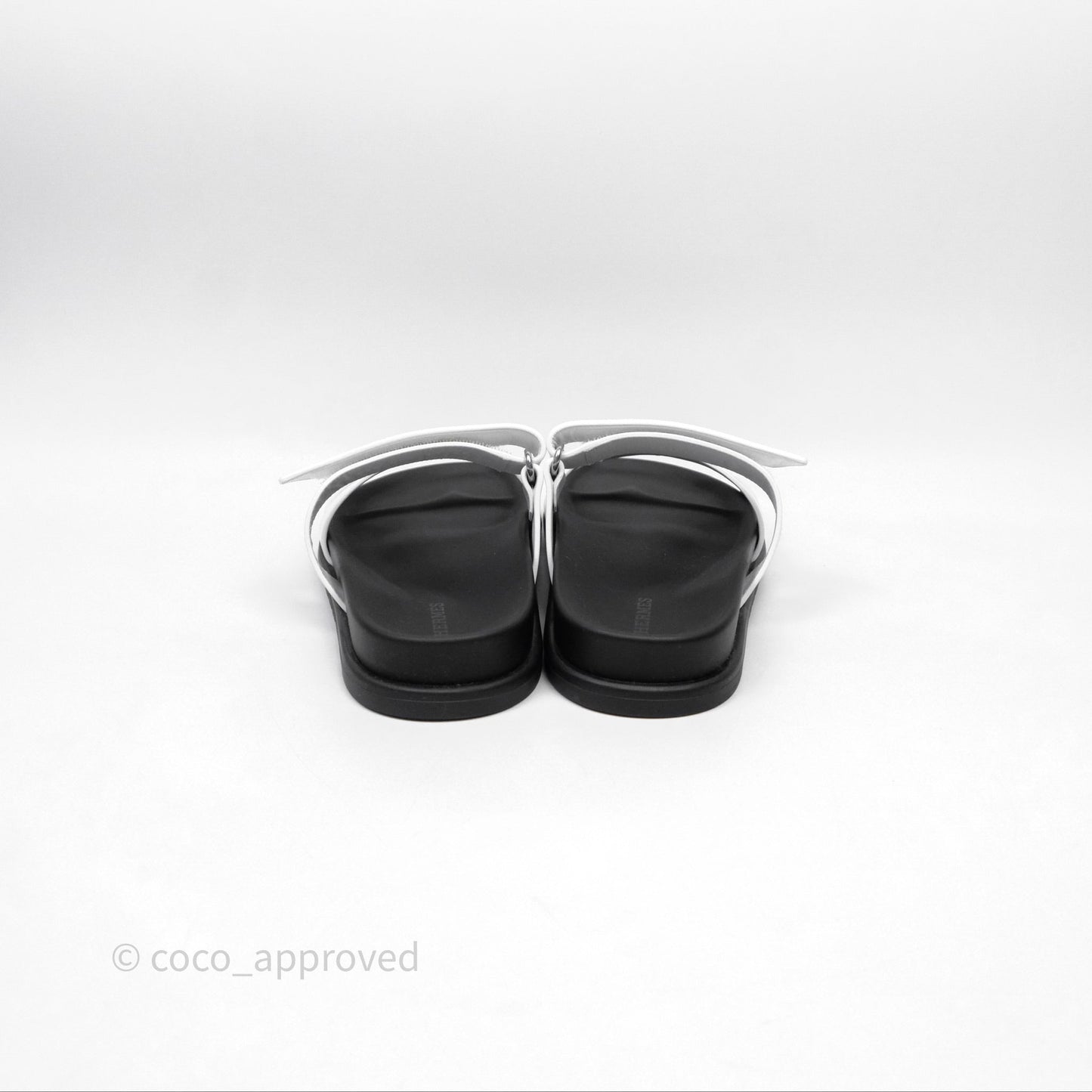Hermès Chypre Sandal Calfskin Black/White Size 37